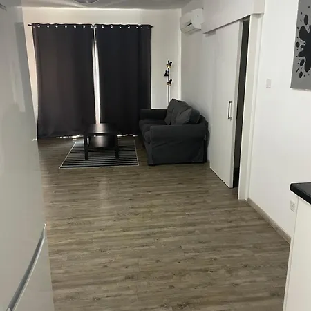 Lovely One Bedroom With View Apartman