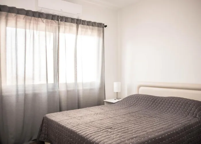 Lovely One Bedroom With View Apartment