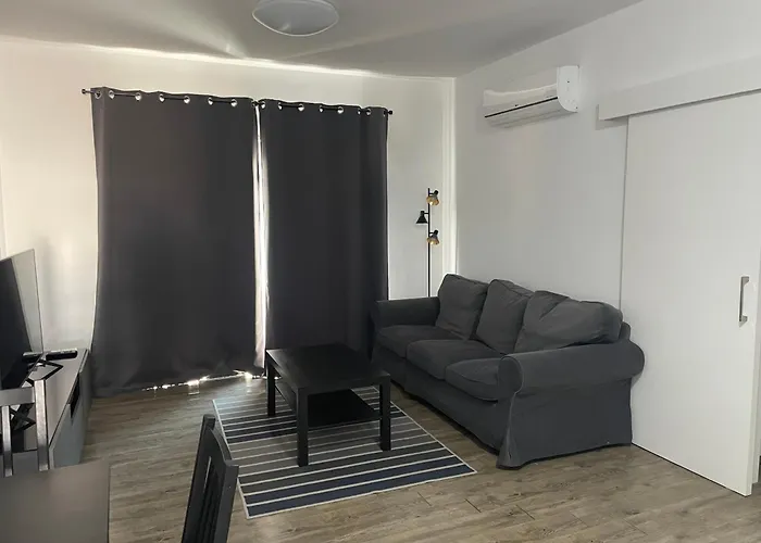 Apartment Lovely One Bedroom With View Kissonerga